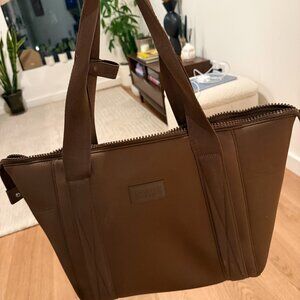 Dagne Dover Medium Landon Neoprene Carryall Bag